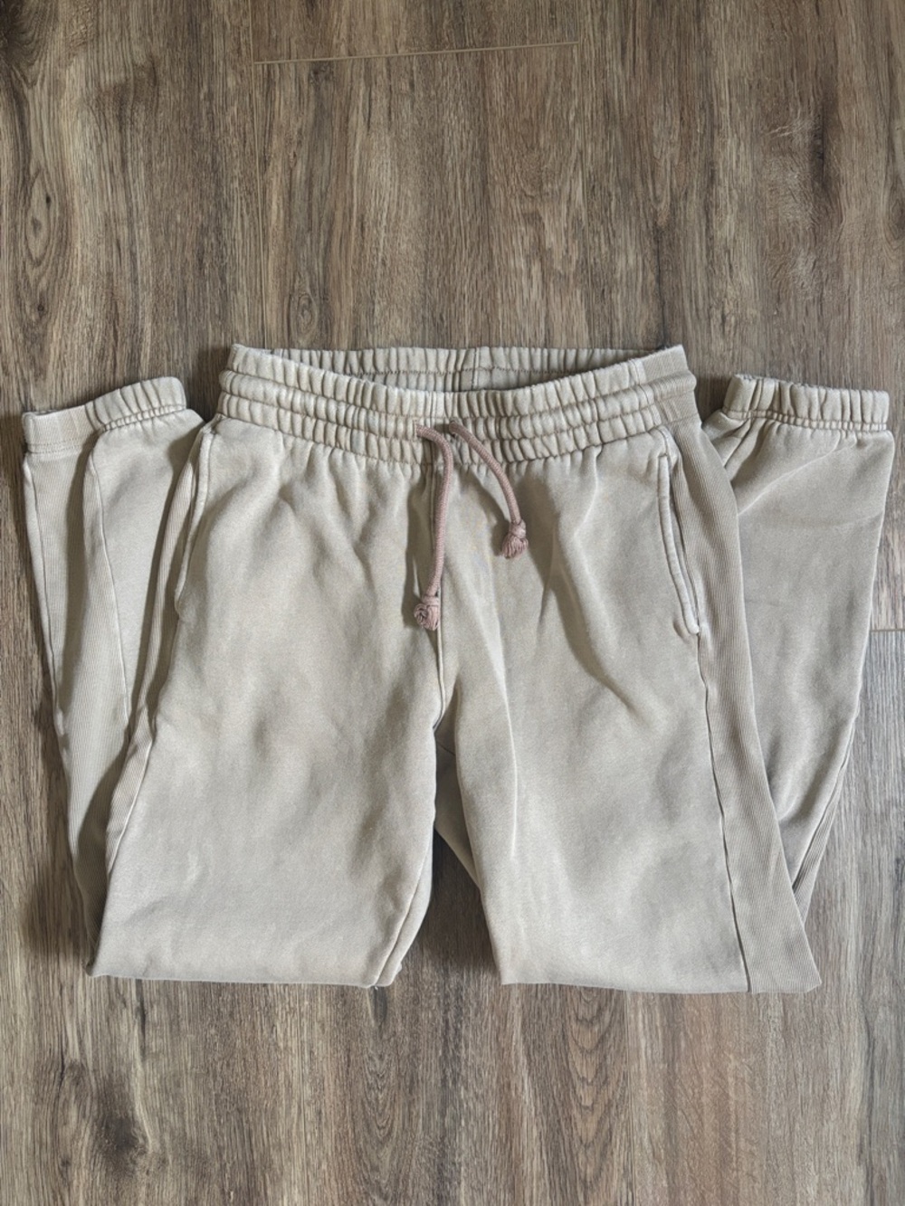 Aritzia/TNA Taupe Boyfriend Fit Sweatpants